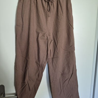 Pantaloni in lino marroni
