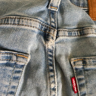 Levi's 725 High Rise Bootcut Jeans