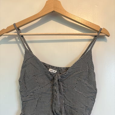 Crop top Vichy noir et blanc, avec noeud 