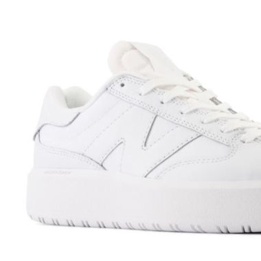 New Balance CT302 Sneaker mit Plateausohle Gr.40.5