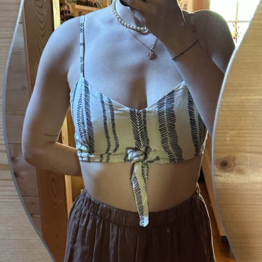 Cropped Top with Pattern