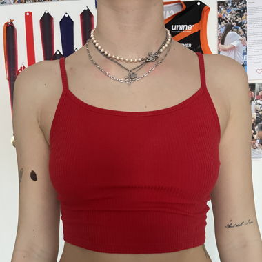 crop top rouge