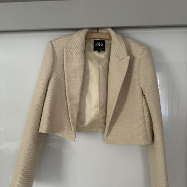 Blazer court en tweed ZARA