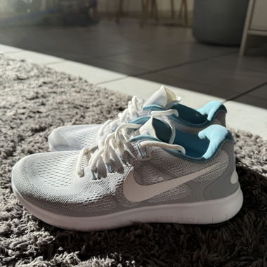 Scarpe Nike – usate una volta
