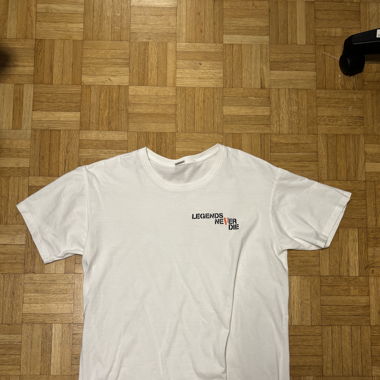 T-Shirt V Legends Never Die Butterfly