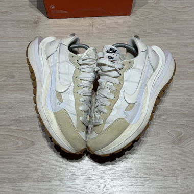 Nike Sacai Vaporwaffle Sail Gum