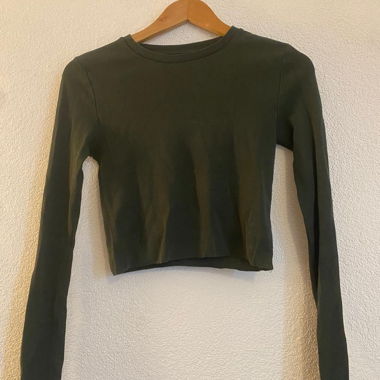 Dark Green Long-Sleeve Crop Top