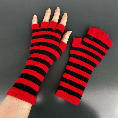 Striped red and black fingerless gloves