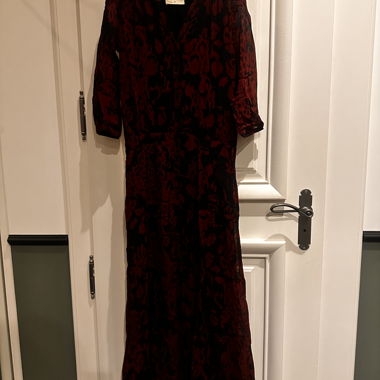 Robe longue ba&sh imprimé léopard bordeau