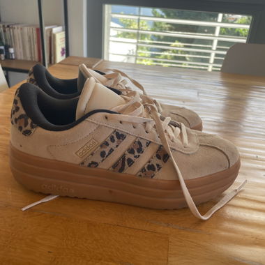 Baskets Adidas 