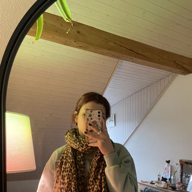 Mango leopard scarf