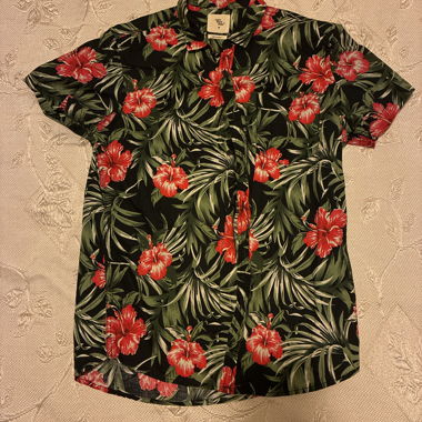 Chemise hawaïenne à motif floral