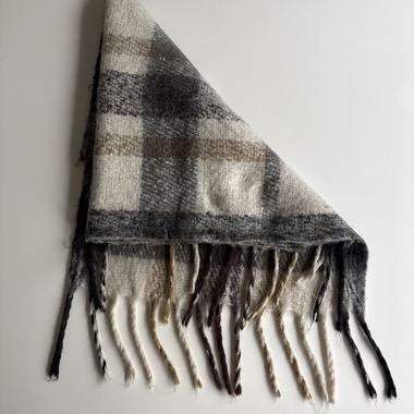 Foulard en laine à carreaux