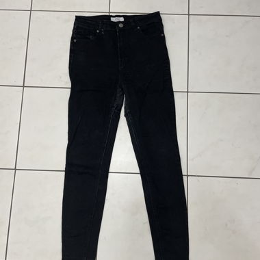 Black Jeans