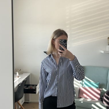 Camicia a righe blu-bianca