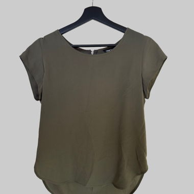 Blouse olive à encolure ronde