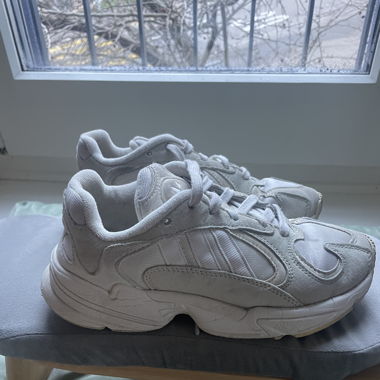 Adidas 36.5