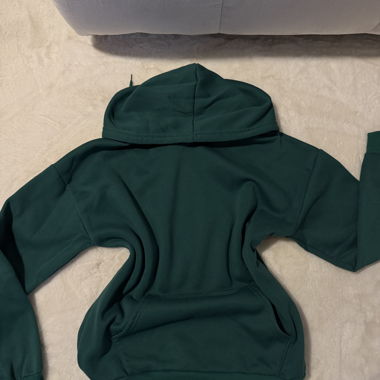 Gruener Kapuzenpullover