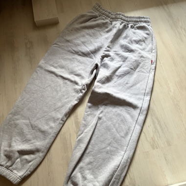 Jogger Gris 99Based