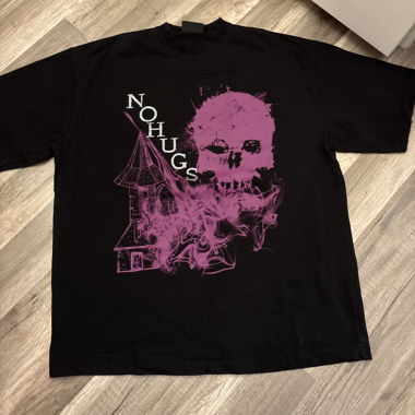 NO HUGS - T-Shirt