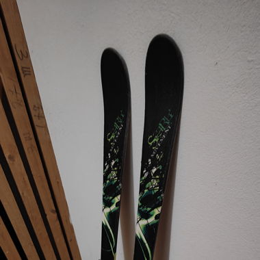 Ski movement 2010 good condition