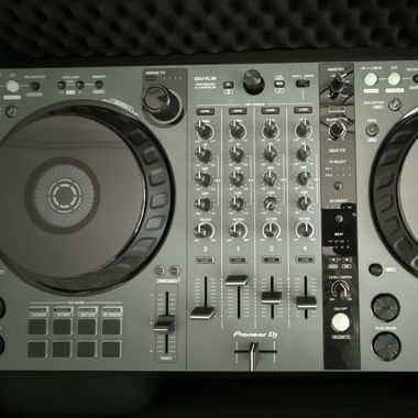 Pioneer flx 6 4-channel mixer