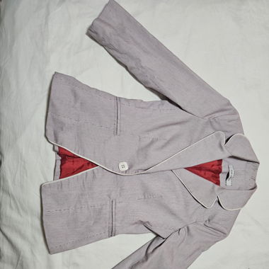 Veste CLP LIMITED
