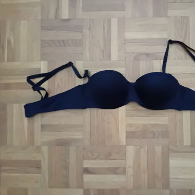 bra (removable straps)
