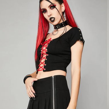 Haut court à laçage noir Widow x Dollskill