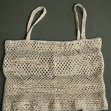Top in crochet beige