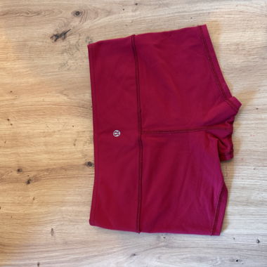 Red Sports Shorts – Lululemon