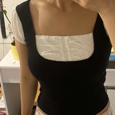 Black white top