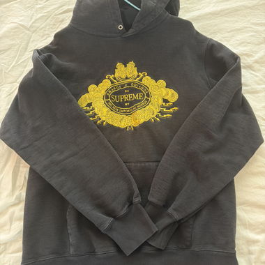Felpa Supreme nero-oro