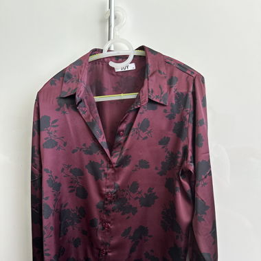 Bluse mit Blumen