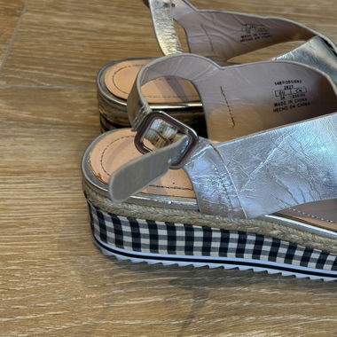 Sandalen