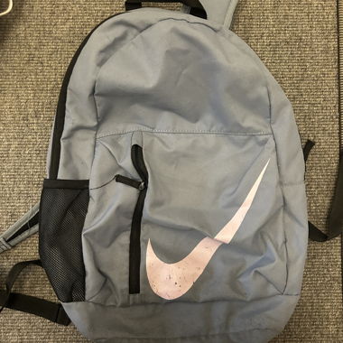 Nike Rucksack grau/schwarz