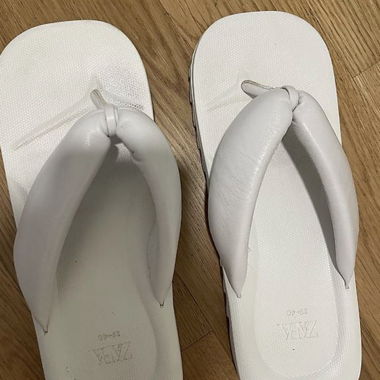 Zara Flipflops