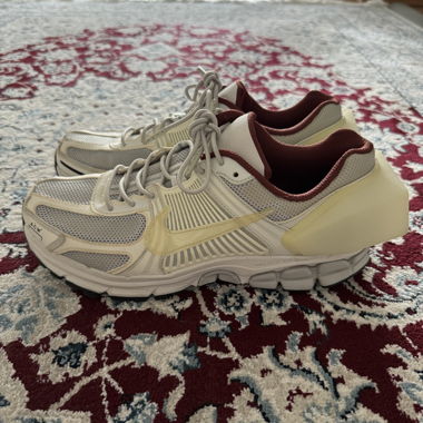 NIKE X A-COLD-WALL ZOOM VOMERO 5