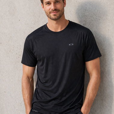 T-shirt nero Oakley / maglietta sportiva