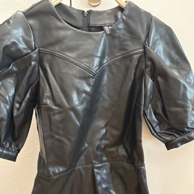 Vestito in ecopelle