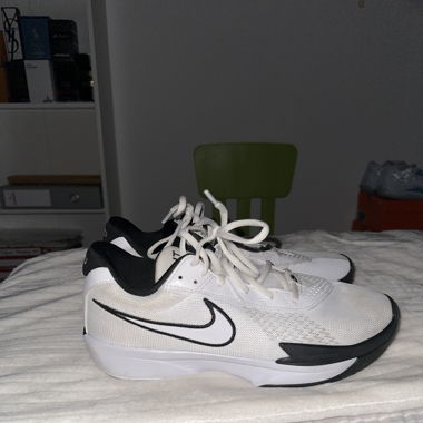 Nike gt cut academy