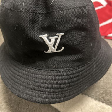 Black Bucket Hat