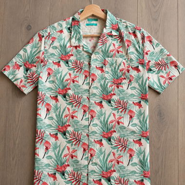 Hawaiihemd mit Blumenmuster