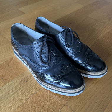 Chaussures à lacets noires