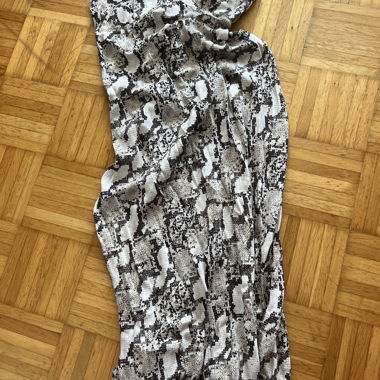 Robe H&M à imprimé serpent