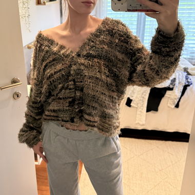 Cardigan en maille duveteuse