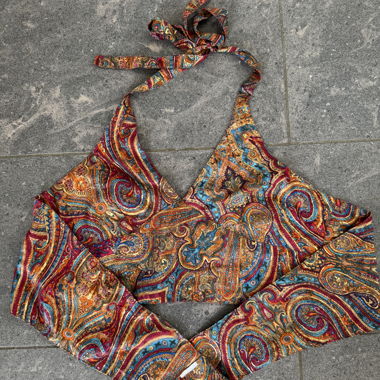 Crop-top paisley coloré à nouer