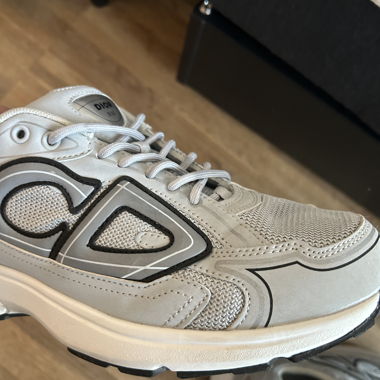 Dior b30