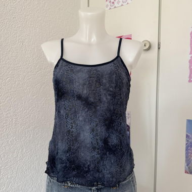 Haut en dentelle bleu foncé (M)