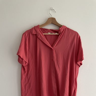 Casual pink shirt